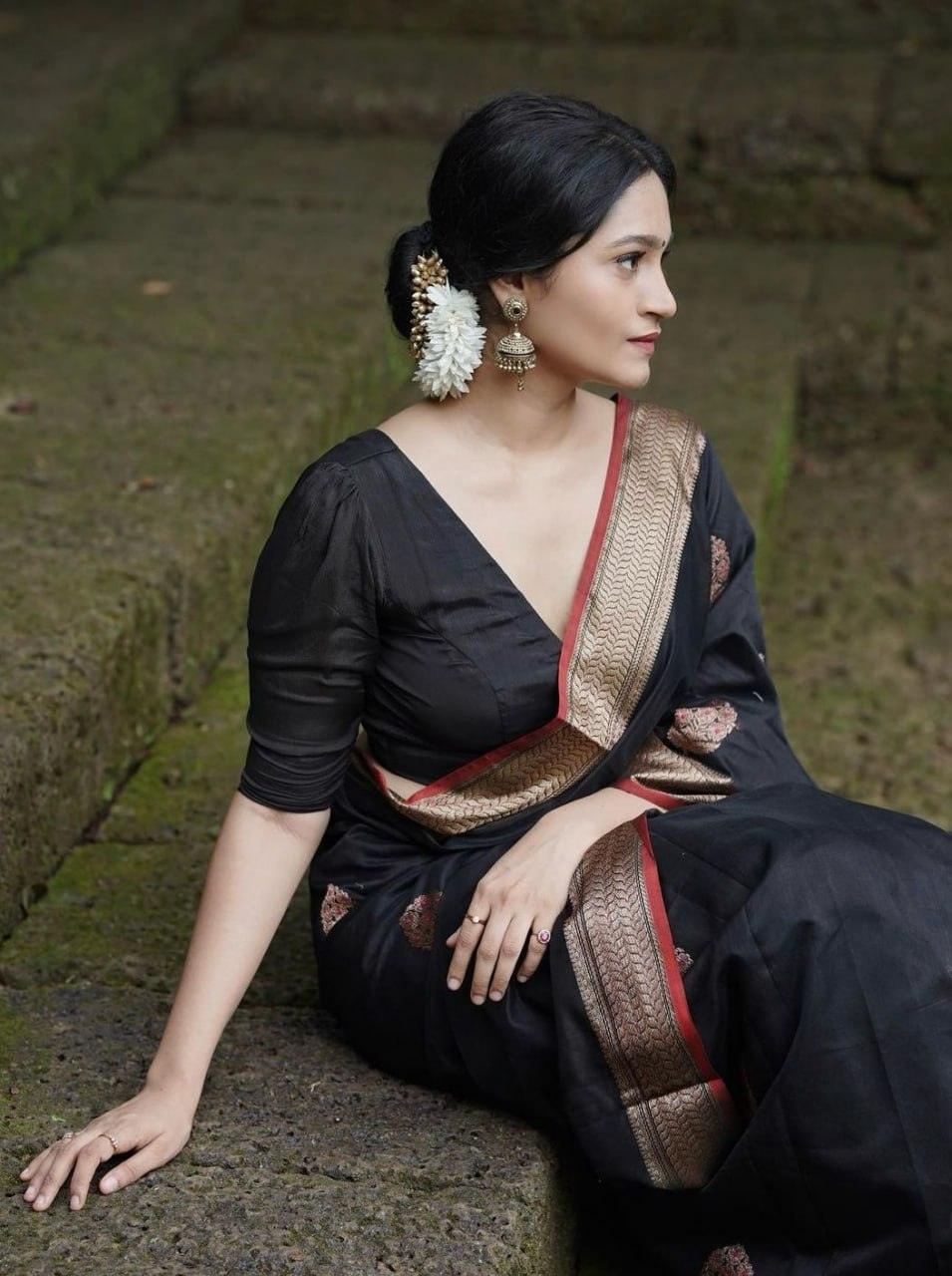 Black Banarasi Silk Saree, Wedding Wear - Ibis Fab