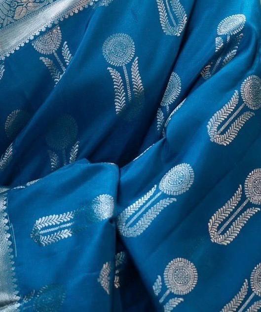 Blue Soft Silk Saree With Denouement Blouse Piece - Ibis Fab