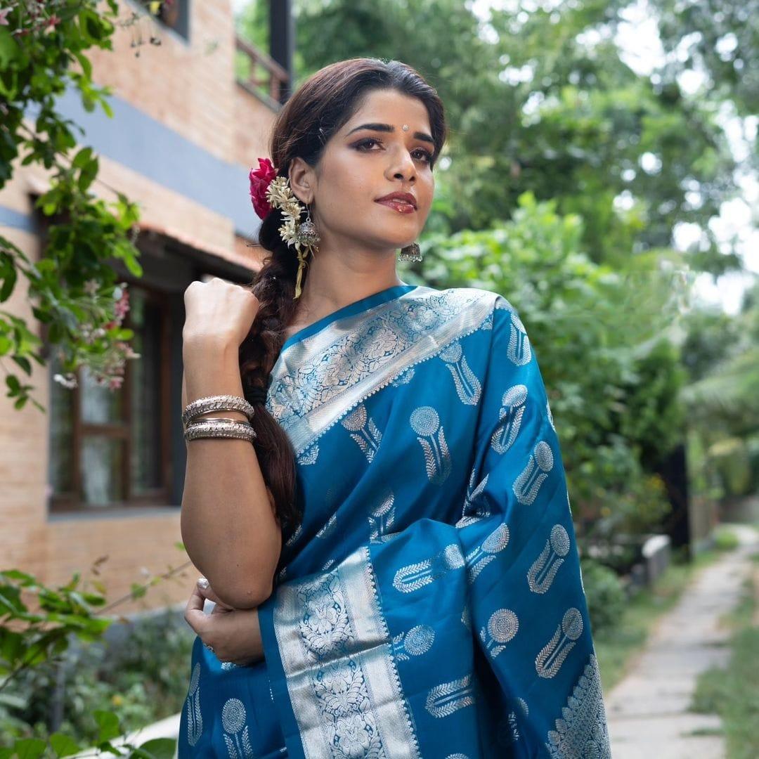 Blue Soft Silk Saree With Denouement Blouse Piece - Ibis Fab