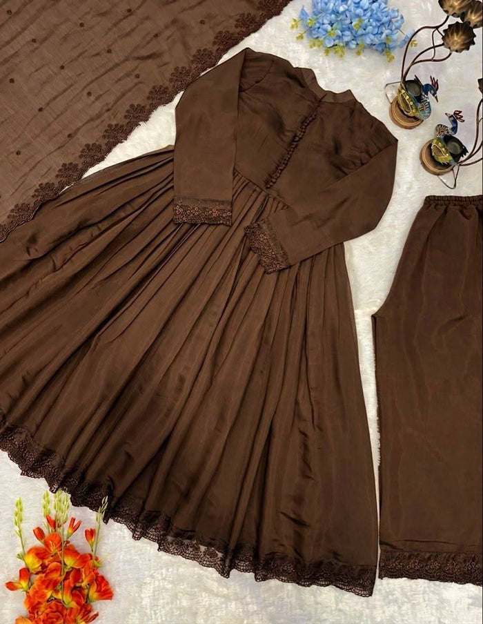 New Designer Party Wear Look Gown