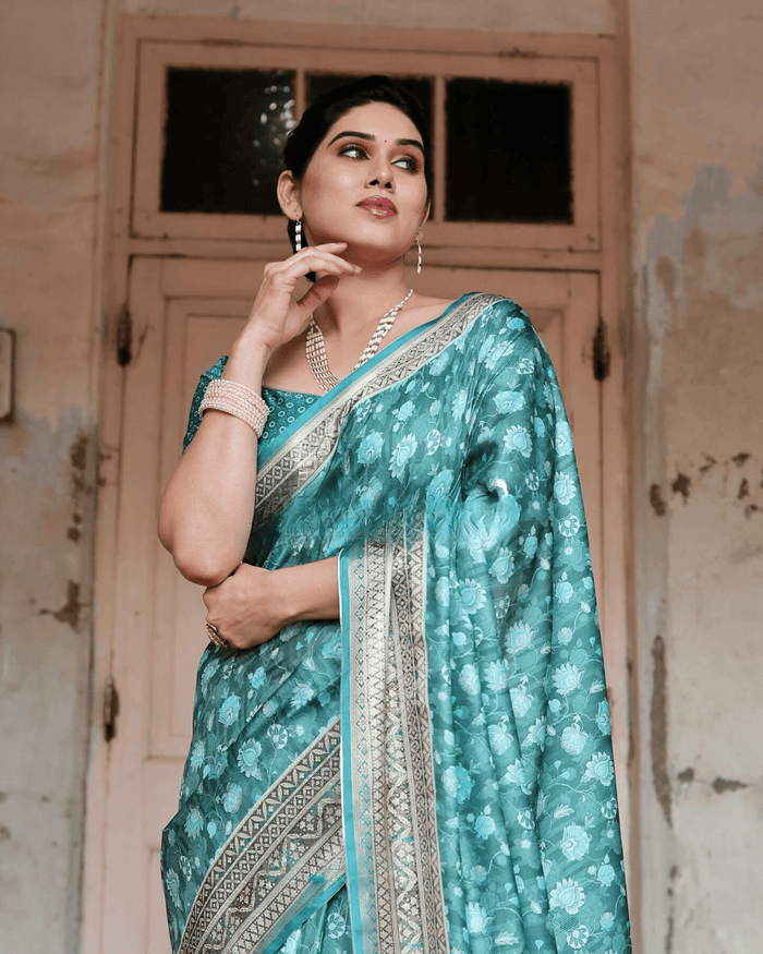 Delightful Rama Colored Jacquard Silk Saree