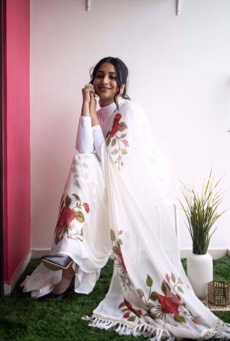 Digital Printed Linen Latest White Saree