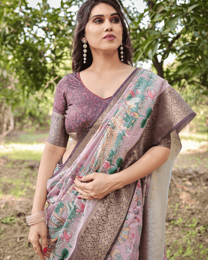 Fantastic Light Purple Colored Jacquard Silk Saree With Zari Border Blouse