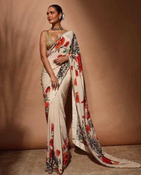 Function Wear White Digital Printed Saree With Blouse