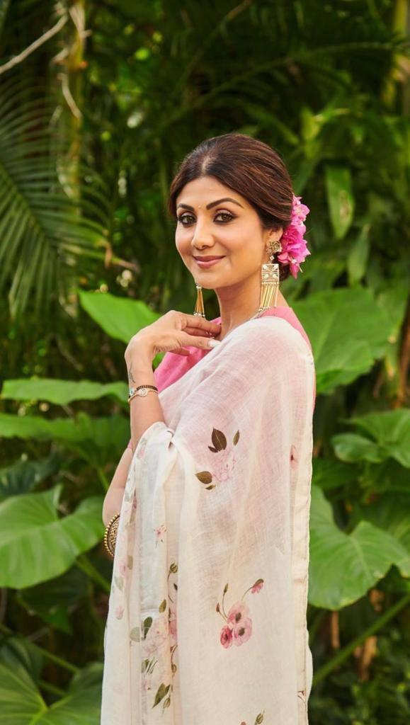 linen saree in White, printed festive wear