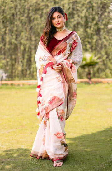 Off White Women's Silk Digital Printed Traditional Saree With Blouse