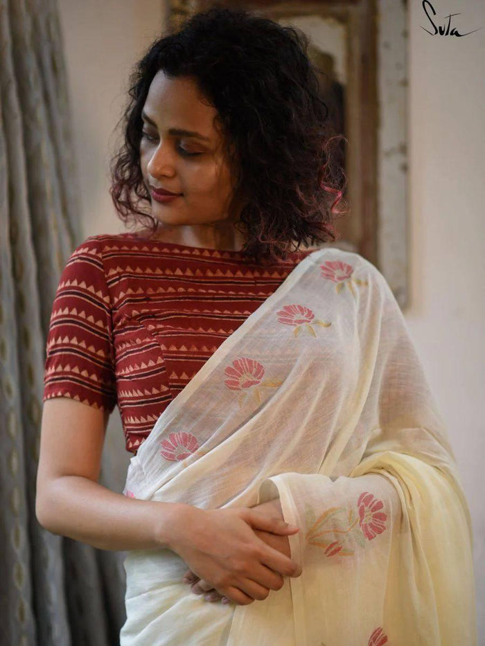 Party were Bollywood Stylish Off White Linen Saree