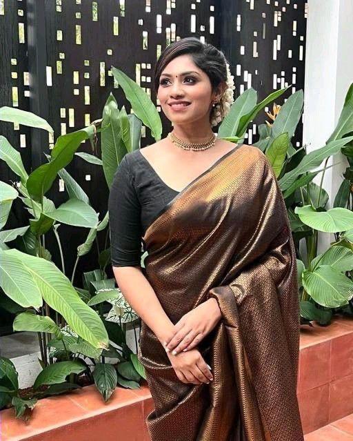 Pure jacquard Silk Sarees Black Colour, Festival Wear