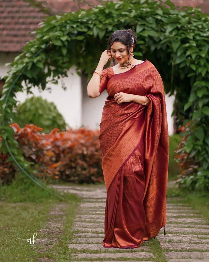 Pure jacquard Silk Sarees Maroon Colour, Festival Wear