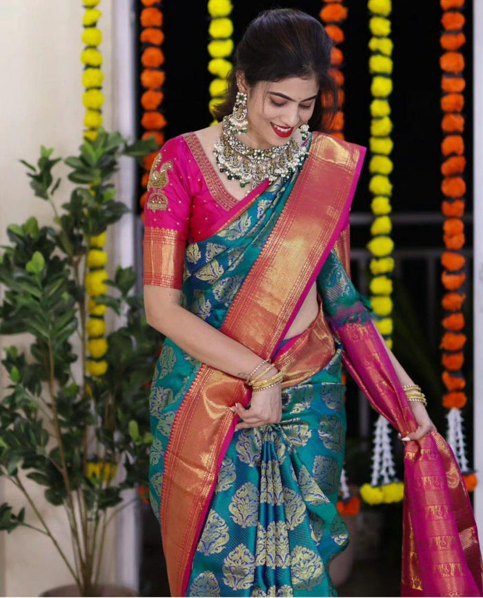 Rama Soft Silk Saree With Radiant Blouse Piece