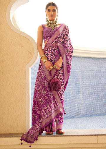 Refreshing Purple And White Colored Printed Pure Soft Silk Saree