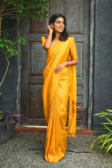 Shaadi Functions Wear Yellow Silk Jacquard Saree & beautiful Blouse