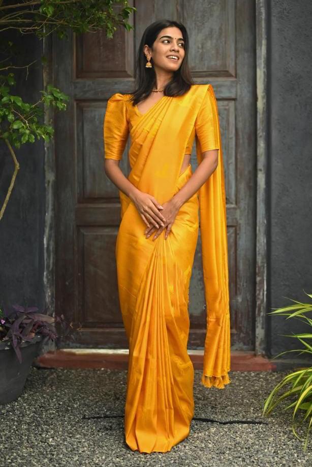 Shaadi Functions Wear Yellow Silk Jacquard Saree & beautiful Blouse - Ibis Fab