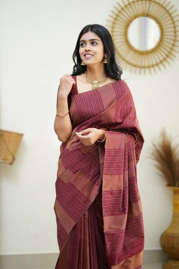 Silk Magenta Rosy Brown Weaved Thread and Zari Saree