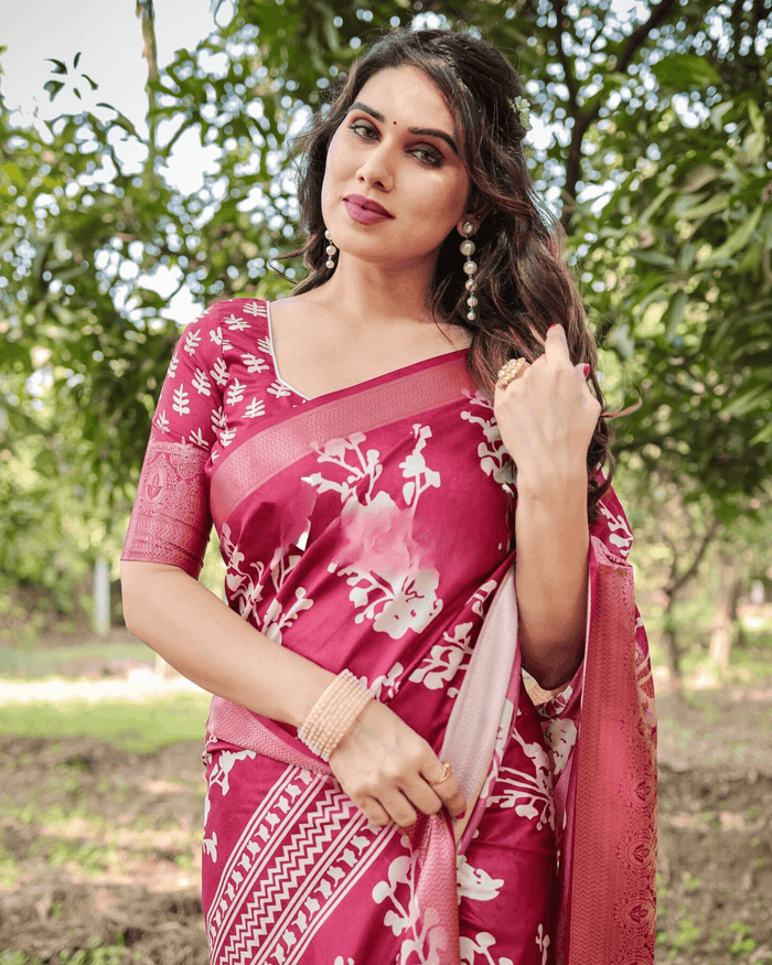 Trendy Rani Pink Colored Jacquard Silk Saree