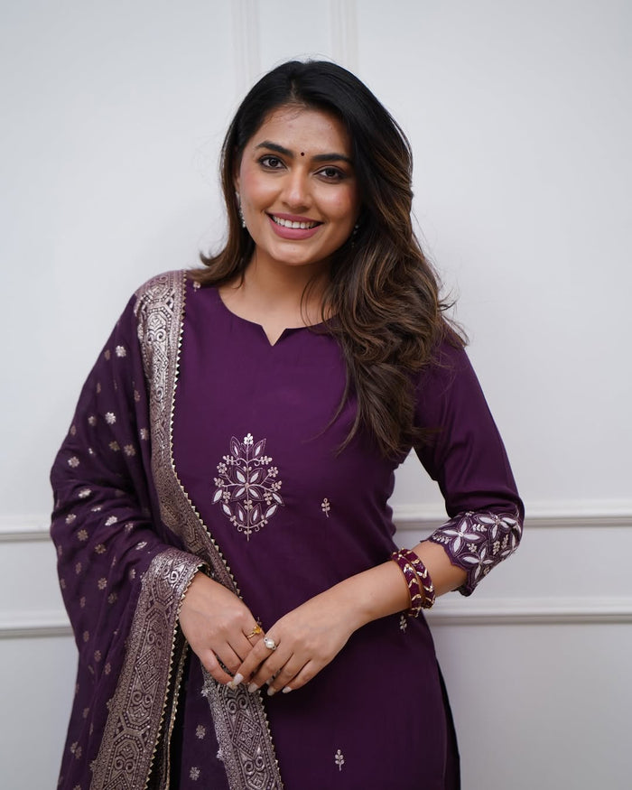 Statement Ethnic Look with Embroidered Chanderi Silk