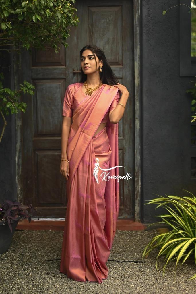 Woven Art pink Jacquard saree for wedding time