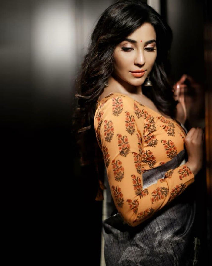 Engrossing Dark Grey Color Printed Pure Linen Saree For Women