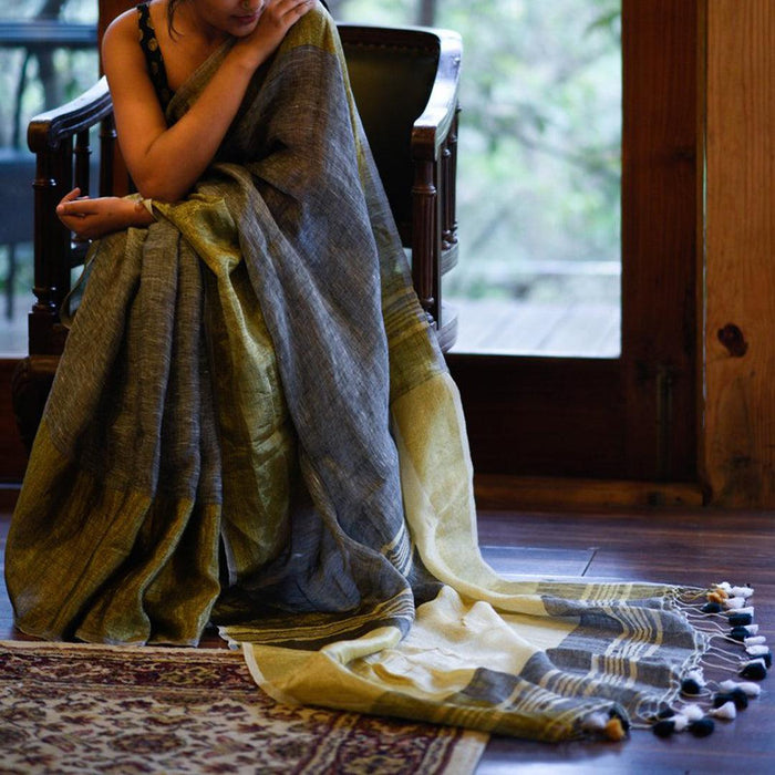 Entrancing Grey Colored Festive Wear Pure Linen Designer Saree