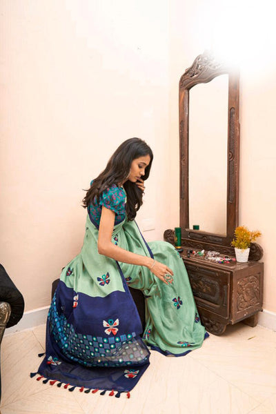 Hypnotic Mint And Blue Colored Casual Wear Printed Pure Linen Saree - Ibis Fab