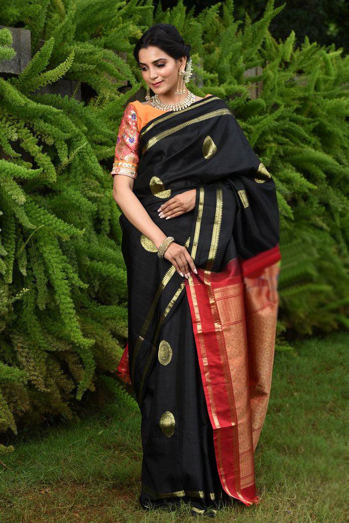 Marvellous Women's Black Colour Pure Linen Saree With Blouse Piece - Ibis Fab