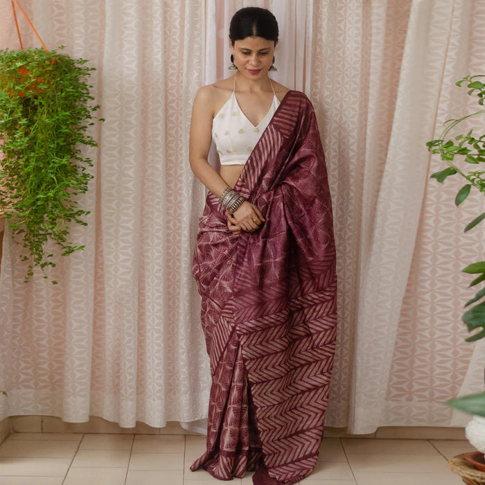 Pure Linen Digital Print Brown Color Saree, Party Wear