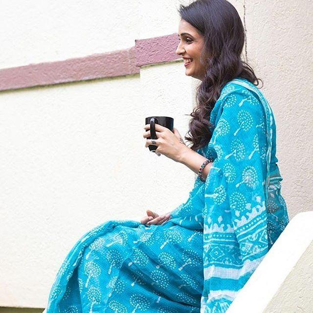 Trendy Light Blue Colored Printed  Pure Linen Saree For Women