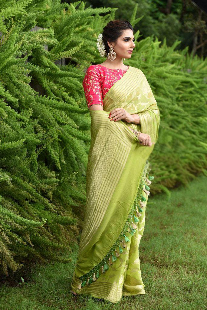 Wonderful Women's Green Colour Pure Linen Saree With Blouse Piece - Ibis Fab